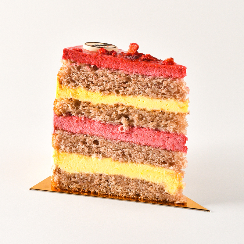 Торт Полунично-банановий