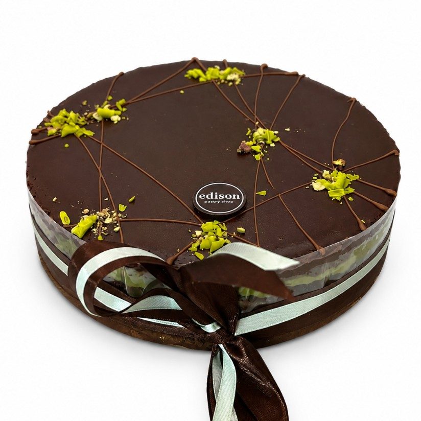 Pistachio Brownie Cake